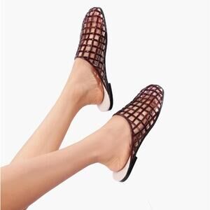 Af. ​MSRP $55 NWOB BURGUNDY JELLY MESH HOLLOW CLOSED TOE MULES ♡SIZE 7.5♡